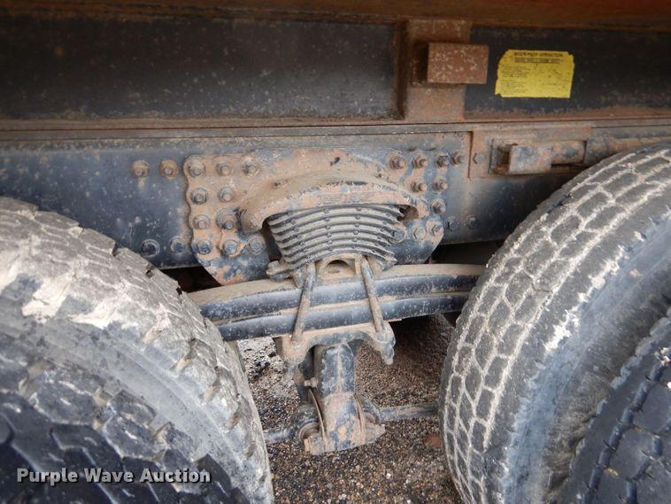 image for item LU9545 2001 Sterling LT7501  dump truck