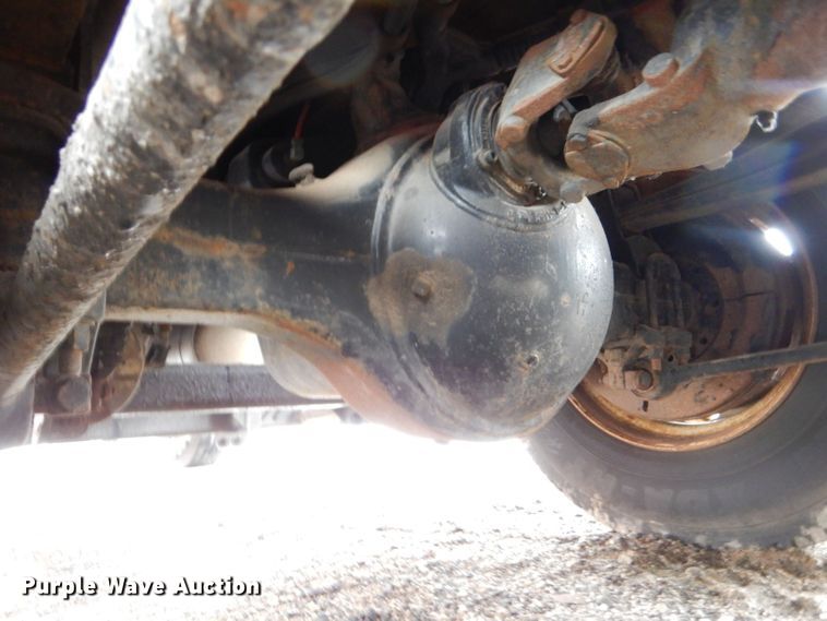 image for item LU9545 2001 Sterling LT7501  dump truck