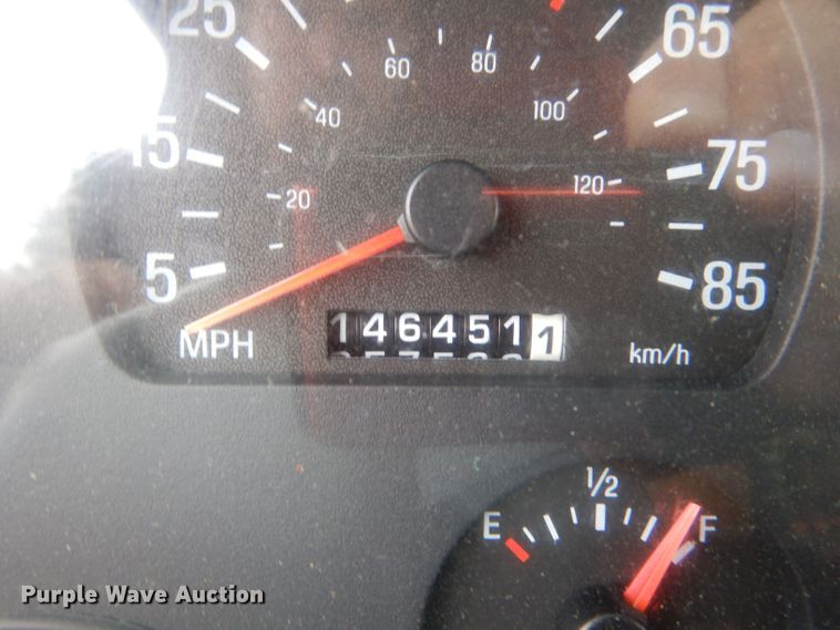 image for item LU9545 2001 Sterling LT7501  dump truck