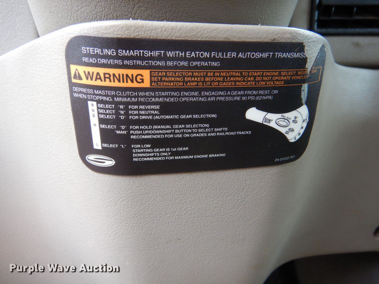 image for item LU9545 2001 Sterling LT7501  dump truck