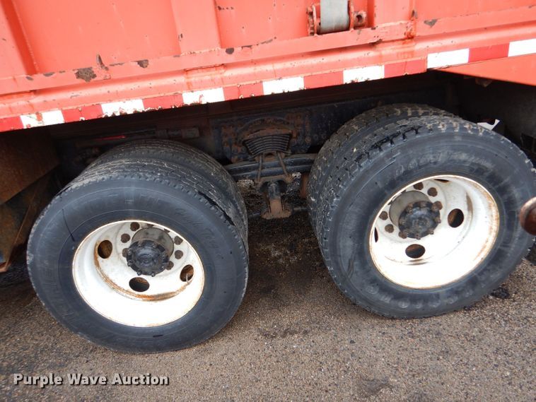 image for item LU9545 2001 Sterling LT7501  dump truck