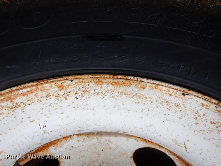 image for item LU9545 2001 Sterling LT7501  dump truck