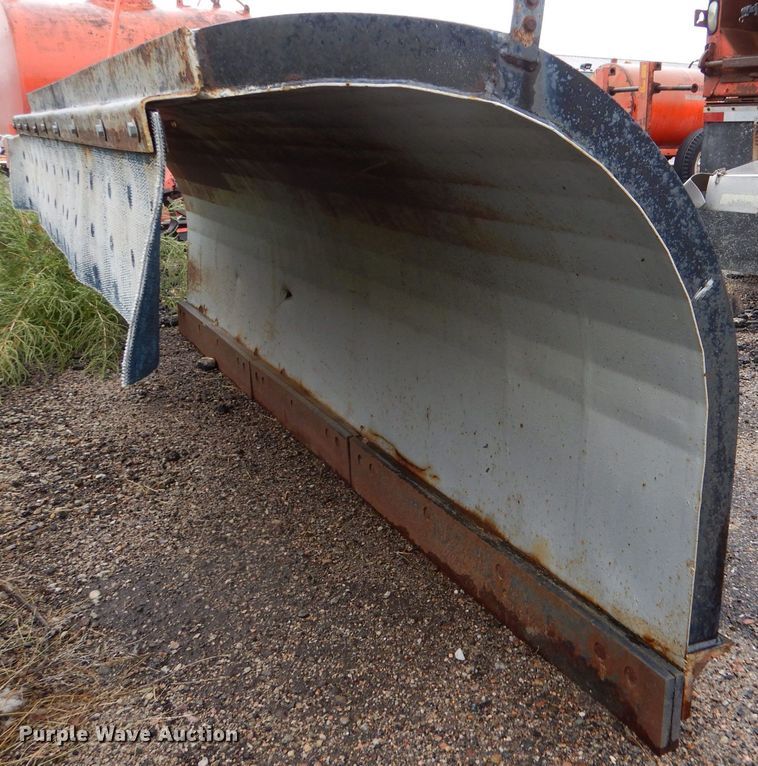 image for item LU9545 2001 Sterling LT7501  dump truck