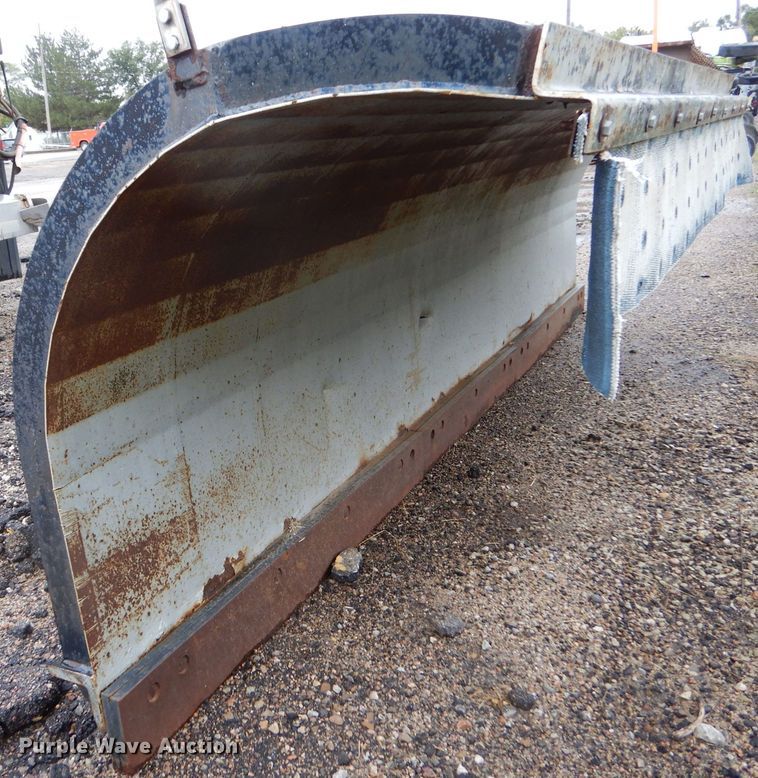 image for item LU9545 2001 Sterling LT7501  dump truck