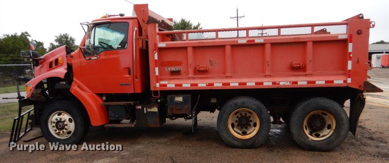 image for item LU9557 2003 Sterling LT7501  dump truck