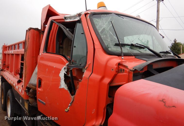 image for item LU9557 2003 Sterling LT7501  dump truck