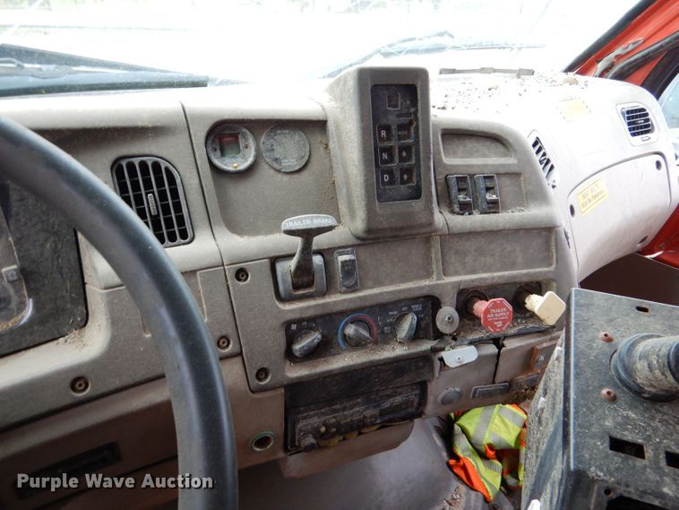 image for item LU9557 2003 Sterling LT7501  dump truck