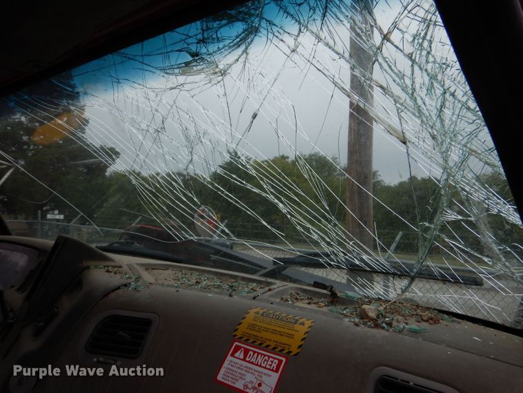 image for item LU9557 2003 Sterling LT7501  dump truck