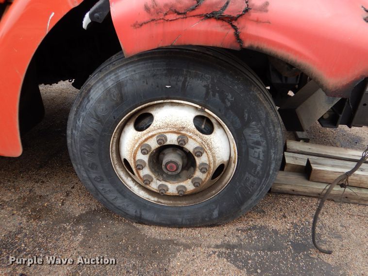 image for item LU9557 2003 Sterling LT7501  dump truck