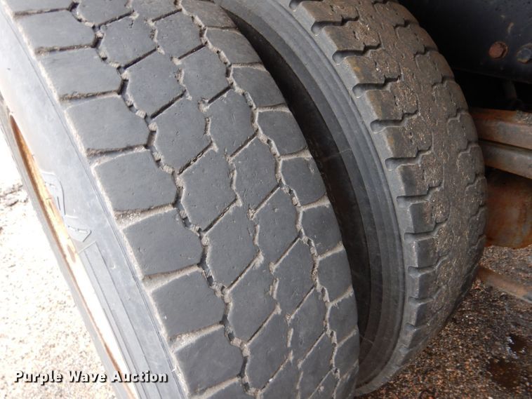 image for item LU9557 2003 Sterling LT7501  dump truck