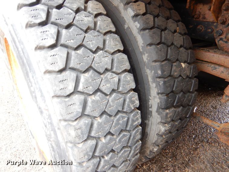 image for item LU9557 2003 Sterling LT7501  dump truck