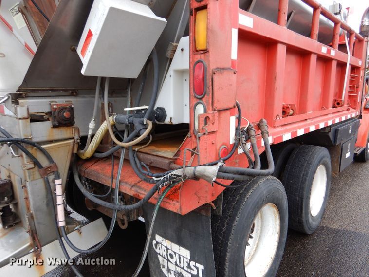 image for item LU9560 2001 Sterling LT7501  dump truck
