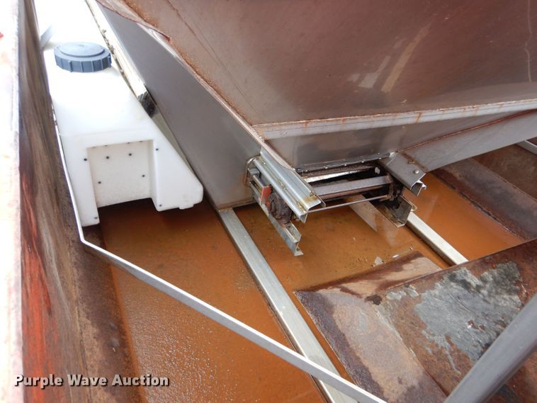 image for item LU9560 2001 Sterling LT7501  dump truck