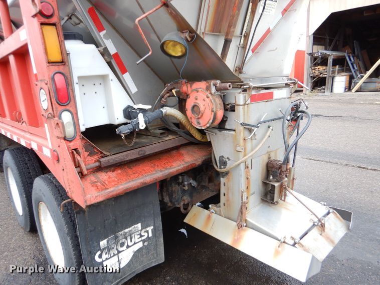 image for item LU9560 2001 Sterling LT7501  dump truck