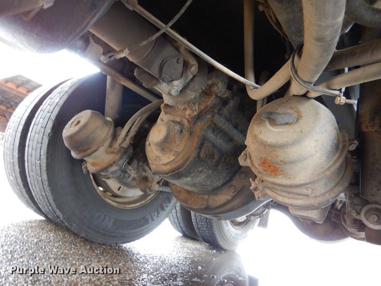 image for item LU9560 2001 Sterling LT7501  dump truck