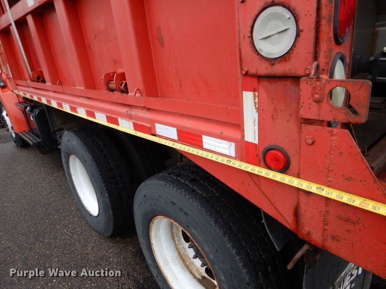 image for item LU9560 2001 Sterling LT7501  dump truck