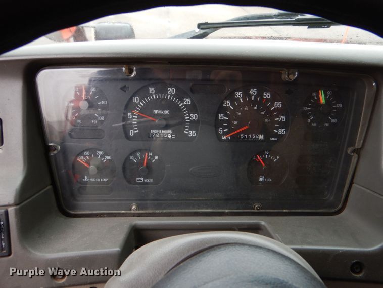 image for item LU9560 2001 Sterling LT7501  dump truck