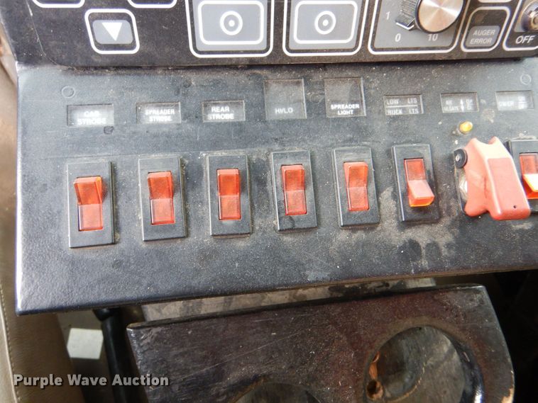 image for item LU9560 2001 Sterling LT7501  dump truck