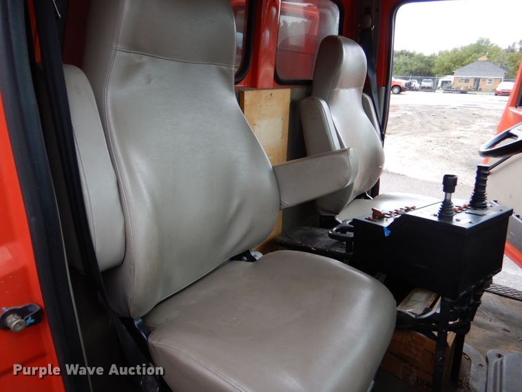 image for item LU9560 2001 Sterling LT7501  dump truck