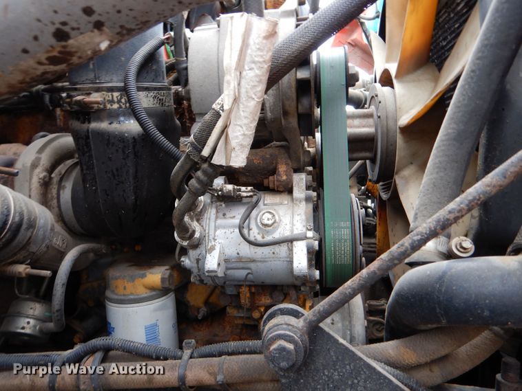 image for item LU9560 2001 Sterling LT7501  dump truck