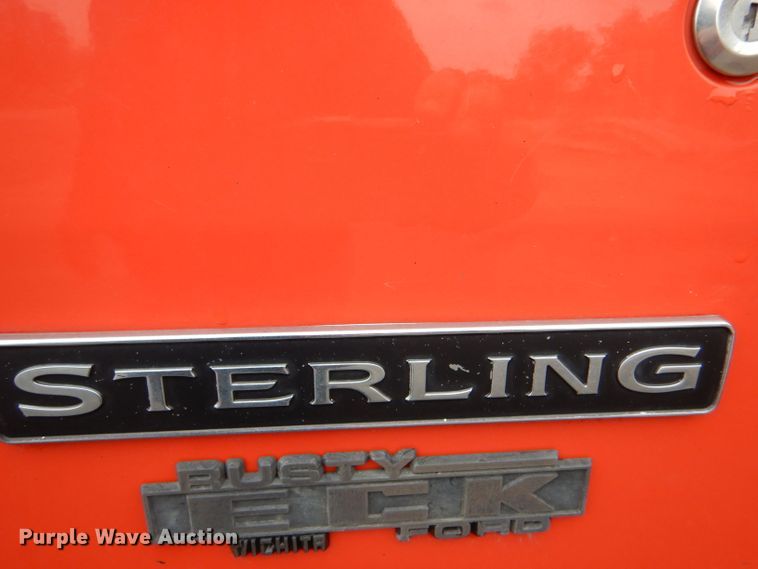 image for item LU9560 2001 Sterling LT7501  dump truck