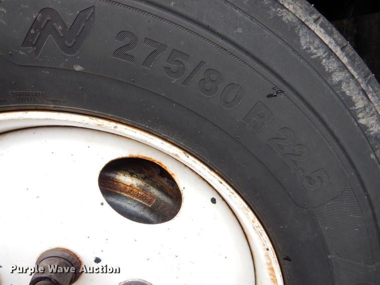 image for item LU9560 2001 Sterling LT7501  dump truck