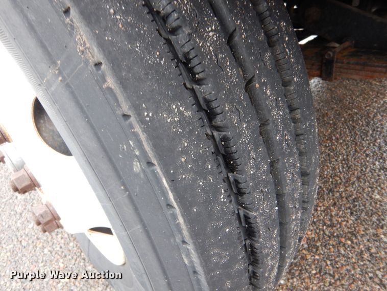 image for item LU9560 2001 Sterling LT7501  dump truck