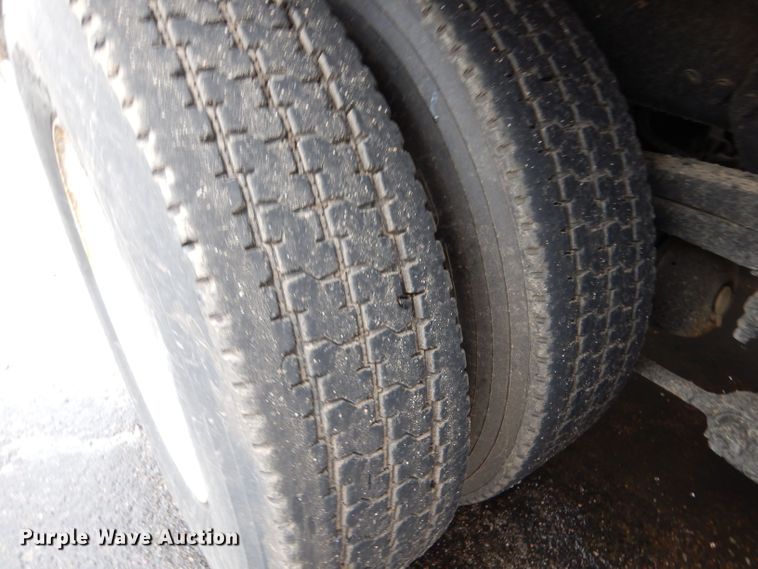 image for item LU9560 2001 Sterling LT7501  dump truck