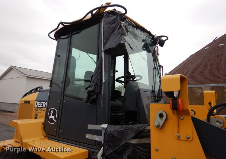 image for item LU9561 2006 John Deere 444J  wheel loader