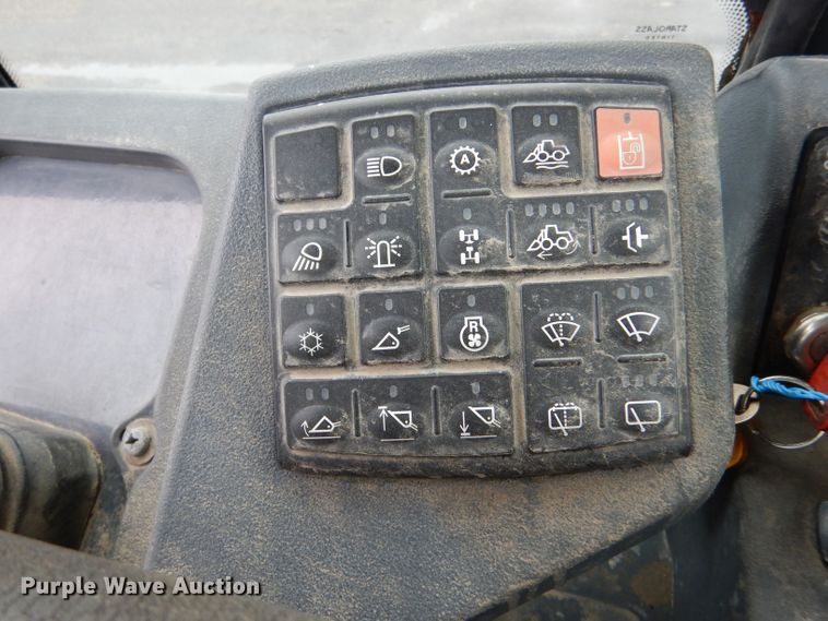 image for item LU9561 2006 John Deere 444J  wheel loader