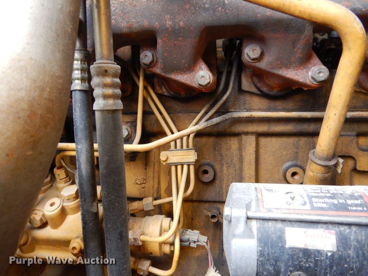 image for item LU9561 2006 John Deere 444J  wheel loader