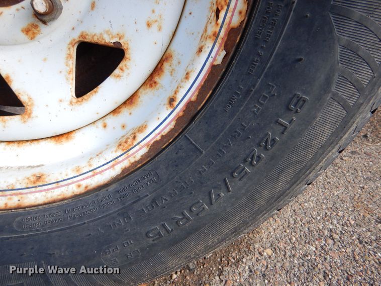 image for item LU9564 2007 Superior Broom DT80CT broom