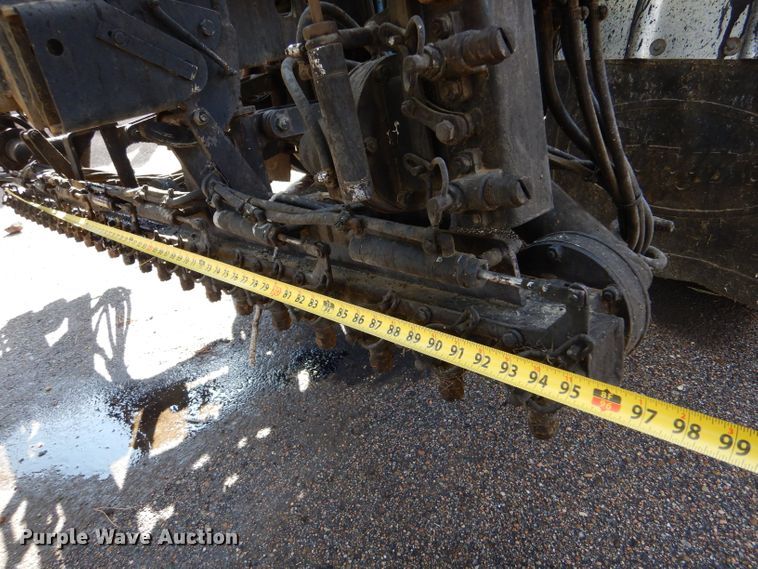 image for item LU9566 2005 Chevrolet C7500  oil distributor truck