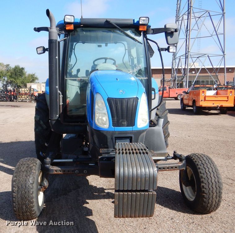 image for item LU9567 2009 New Holland T6020  MFWD tractor