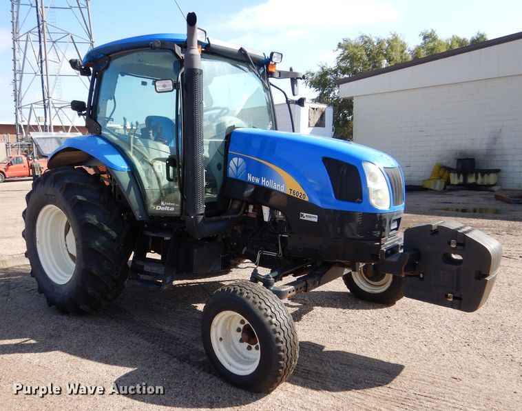 image for item LU9567 2009 New Holland T6020  MFWD tractor