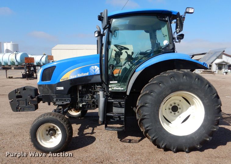 image for item LU9567 2009 New Holland T6020  MFWD tractor