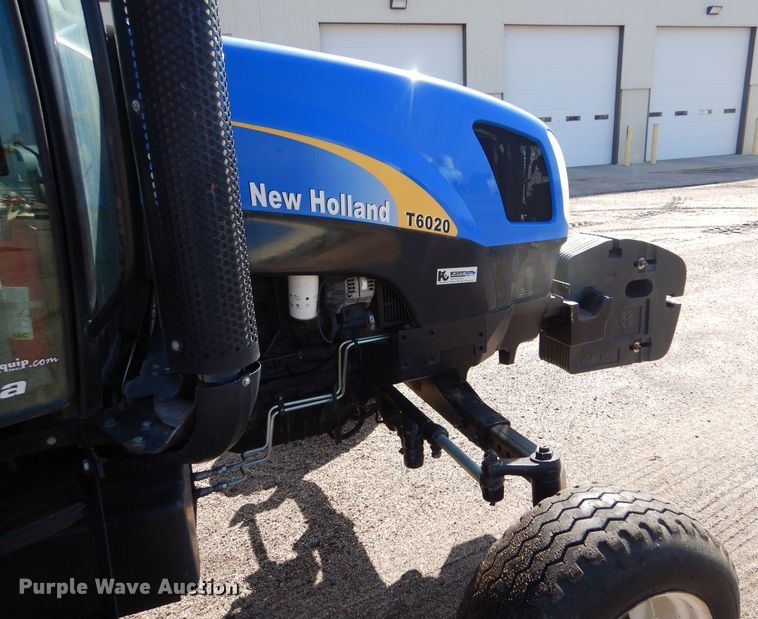 image for item LU9567 2009 New Holland T6020  MFWD tractor