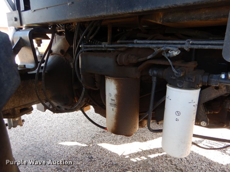 image for item LU9567 2009 New Holland T6020  MFWD tractor