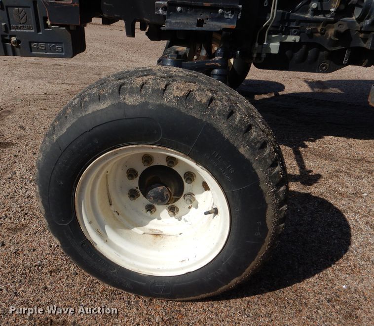 image for item LU9567 2009 New Holland T6020  MFWD tractor