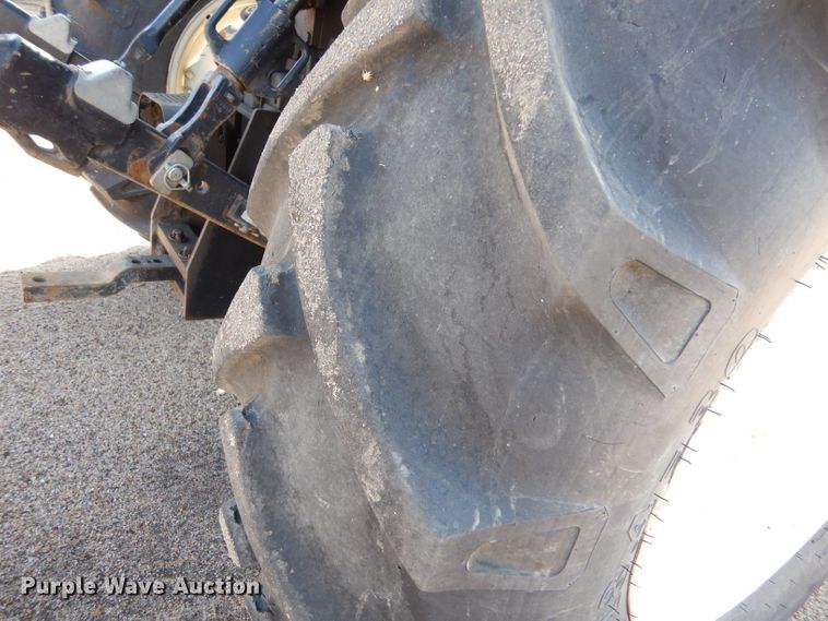 image for item LU9567 2009 New Holland T6020  MFWD tractor