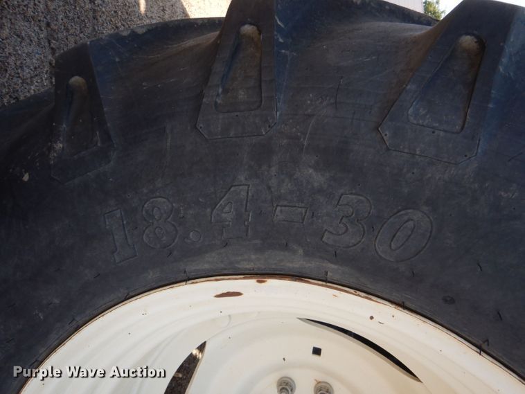 image for item LU9567 2009 New Holland T6020  MFWD tractor