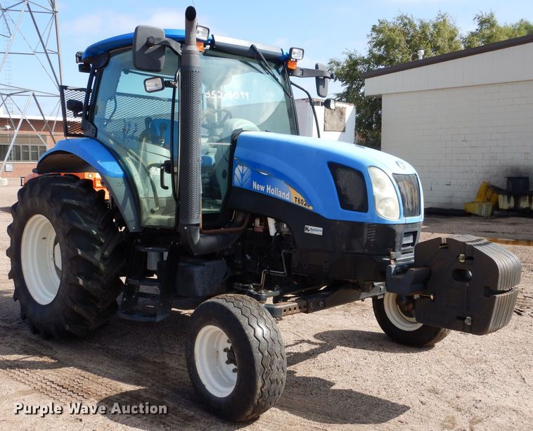 image for item LU9568 2009 New Holland T6020  tractor