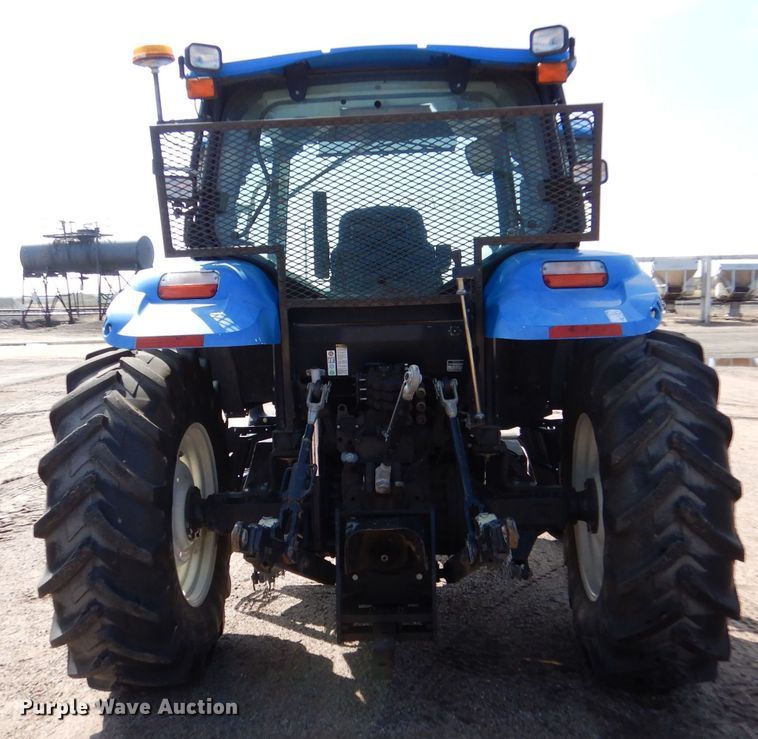 image for item LU9568 2009 New Holland T6020  tractor