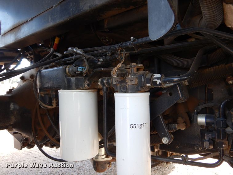 image for item LU9568 2009 New Holland T6020  tractor