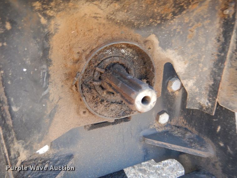 image for item LU9568 2009 New Holland T6020  tractor