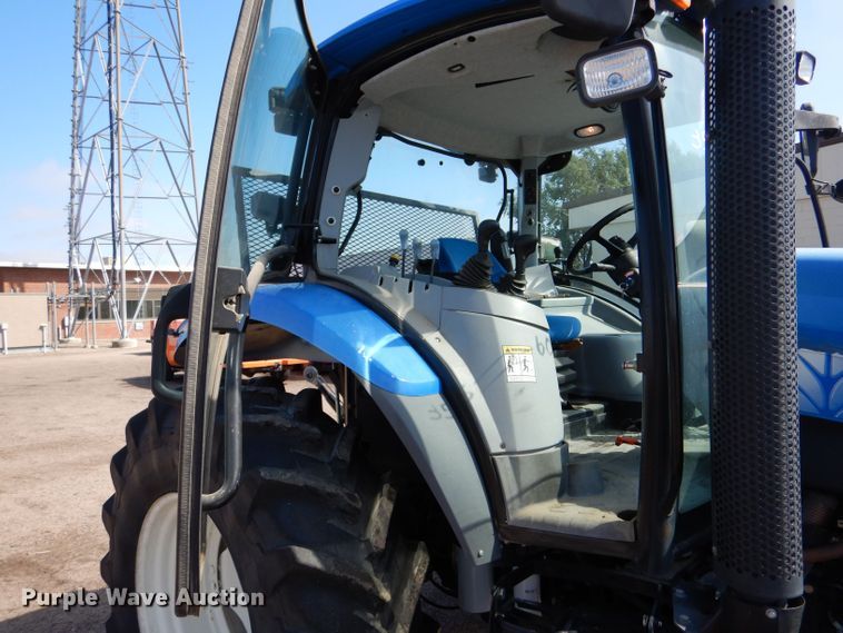 image for item LU9568 2009 New Holland T6020  tractor