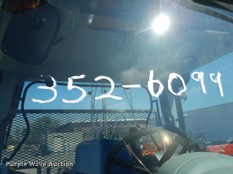 image for item LU9568 2009 New Holland T6020  tractor