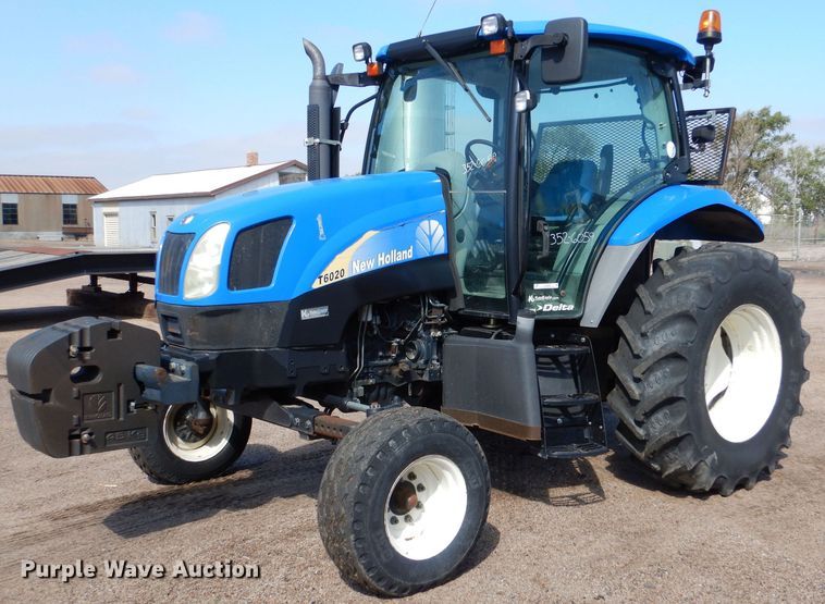 image for item LU9569 2009 New Holland T6020  tractor