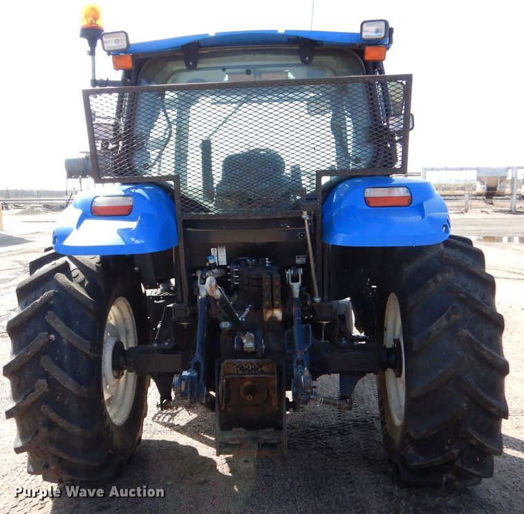 image for item LU9569 2009 New Holland T6020  tractor
