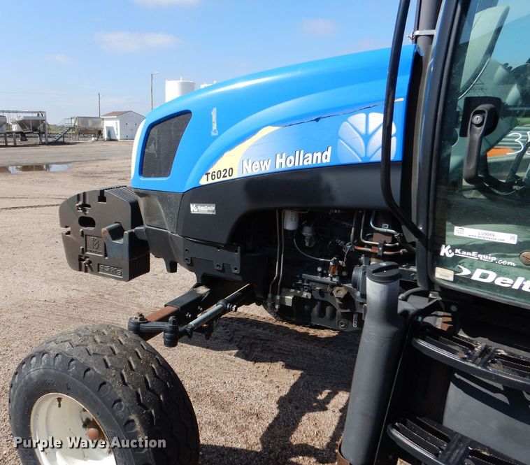 image for item LU9569 2009 New Holland T6020  tractor
